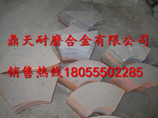 仕高瑪3方砼攪拌機側襯板、仕高瑪側拌葉、攪拌臂廠(chǎng)家電話(huà)